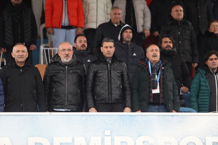 1461-trabzon-ankara-demirspor-deplasmaninda-canli-takip-001.jpeg