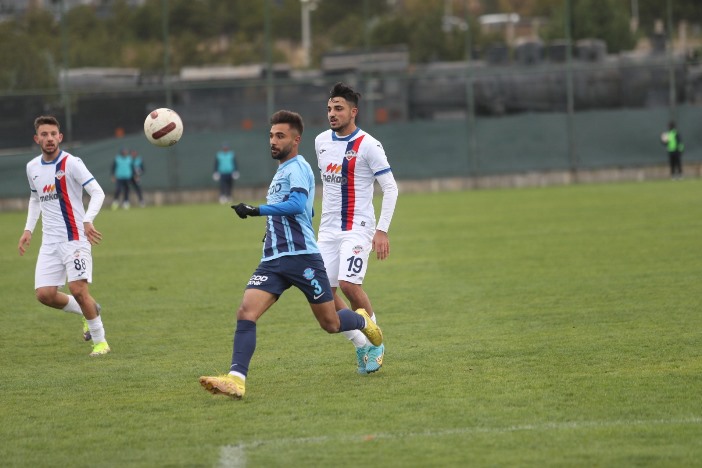 1461-trabzon-ankara-demirspor-deplasmaninda-canli-takip-004.jpeg