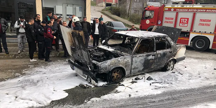 Trabzon'da panik anları! Sokak ortasında alev aldı