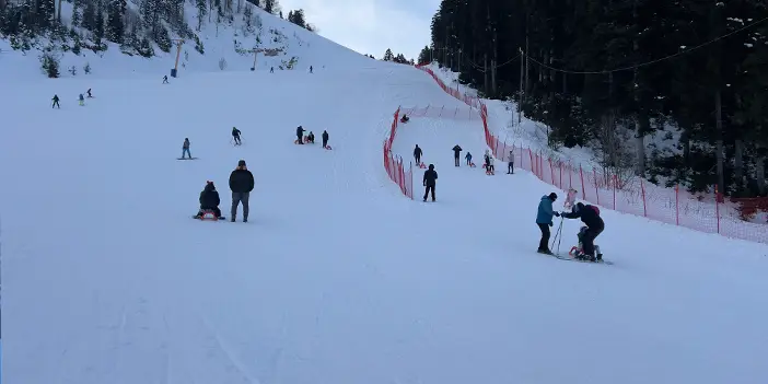 Artvin'de Kayak Merkezi hafta sonu ziyaretçilerini ağırladı