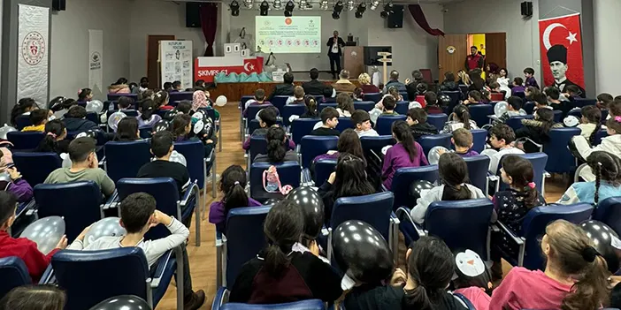 Trabzon'da ilkokul öğrencilerine bilim seferi semineri