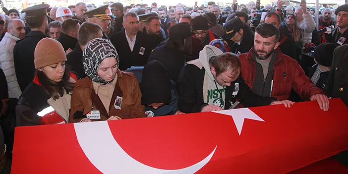 İstihkam Sözleşmeli Er Murat Atar son yolculuğuna uğurlandı