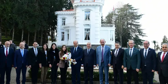 KKTC Cumhurbaşkanı Tatar, Atatürk Köşkü'nü ziyaret etti