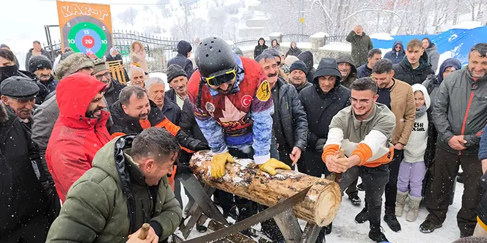 Artvin'de kış şenliklerine büyük ilgi