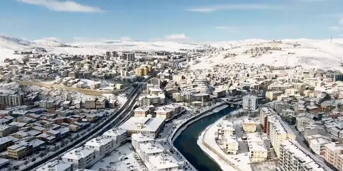 Bayburt'ta hava sıcaklığı sıfırın altına düştü! Soğuklar etkisini sürdürüyor