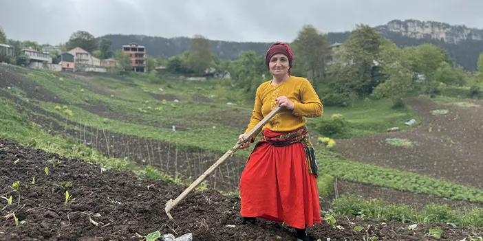 Trabzon'da bedensel engelli çocuklarının ilk adımları için mücadele ediyor