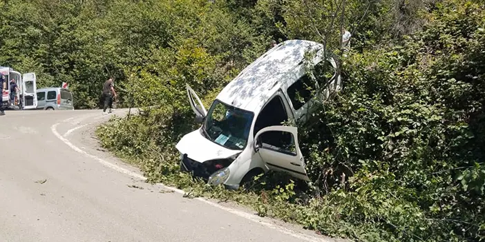 Trabzon'da feci kaza! Araç yuvarlandı: 9 yaralı 