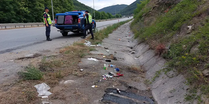 Bayram ziyareti için Trabzon'a geliyorlardı! Araçları kanala devrildi: 8 yaralı