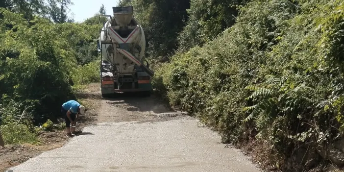 Trabzon'da Ortahisar Belediyesi yolları güvenli hale getiriyor