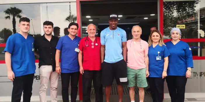 Trabzonspor'da Nwakaeme sağlık kontrolünden geçti!