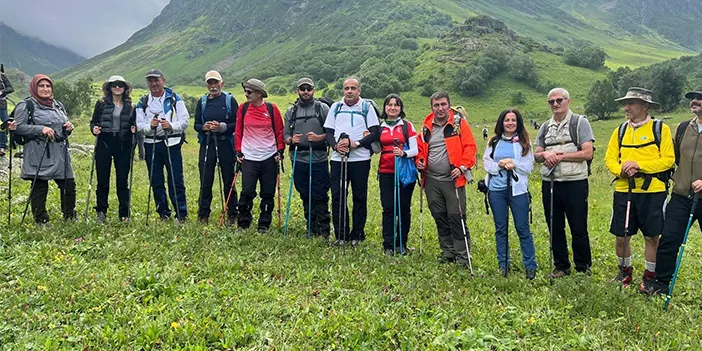 Trabzon'dan hareket ettiler! Nefes kesen manzarada yürüyüdüler