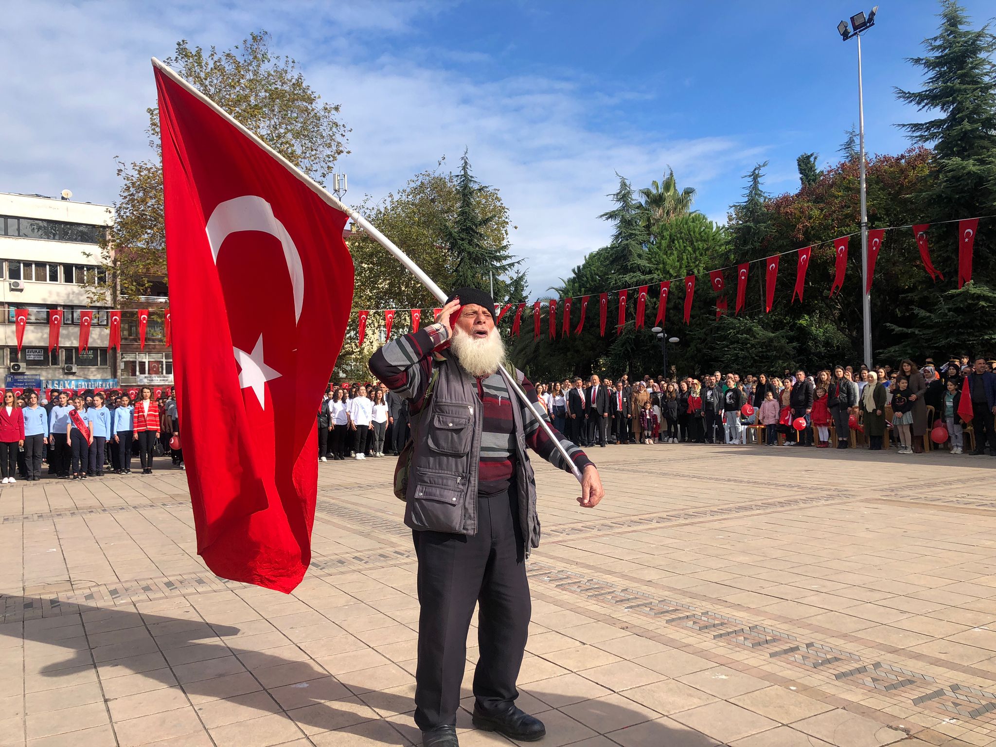 Cumhuriyet’in 99. Yüzyılı Trabzon’da coşkuyla kutlandı