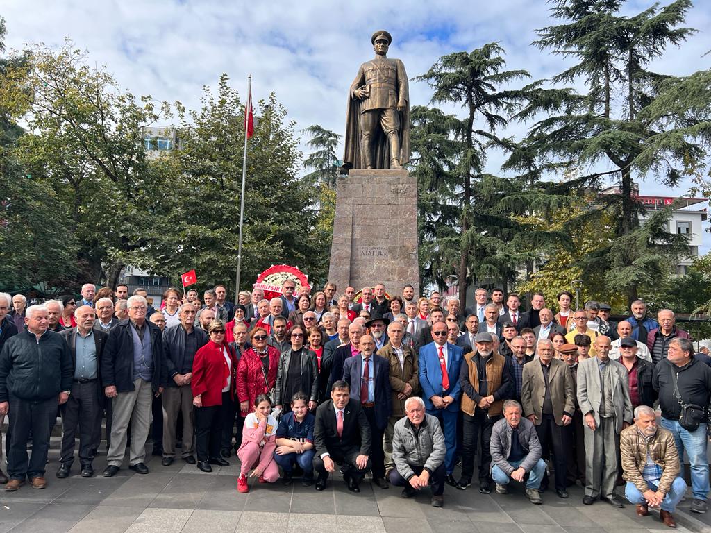 Chp Trabzon İl Başkanı Ömer Hacısalihoğlu'ndan Cumhuriyet Bayramı mesajı