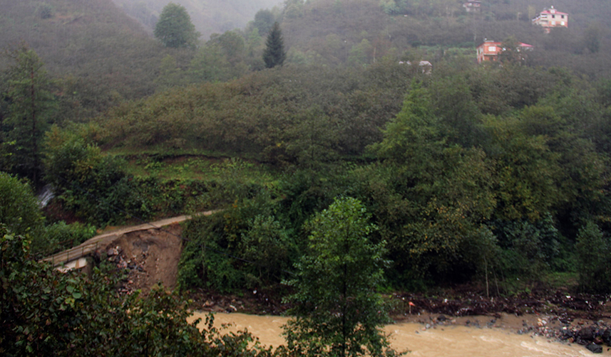 Giresun'da o köyün köprü çilesi bitiyor