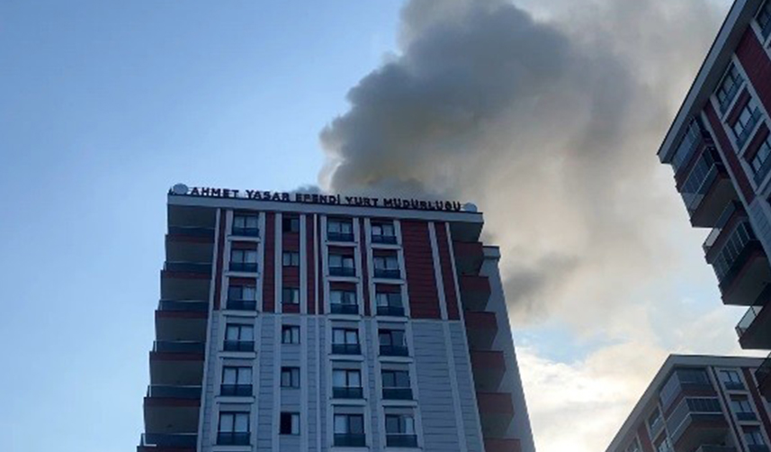 Trabzon'da öğrenci yurdunda korkutan yangın!