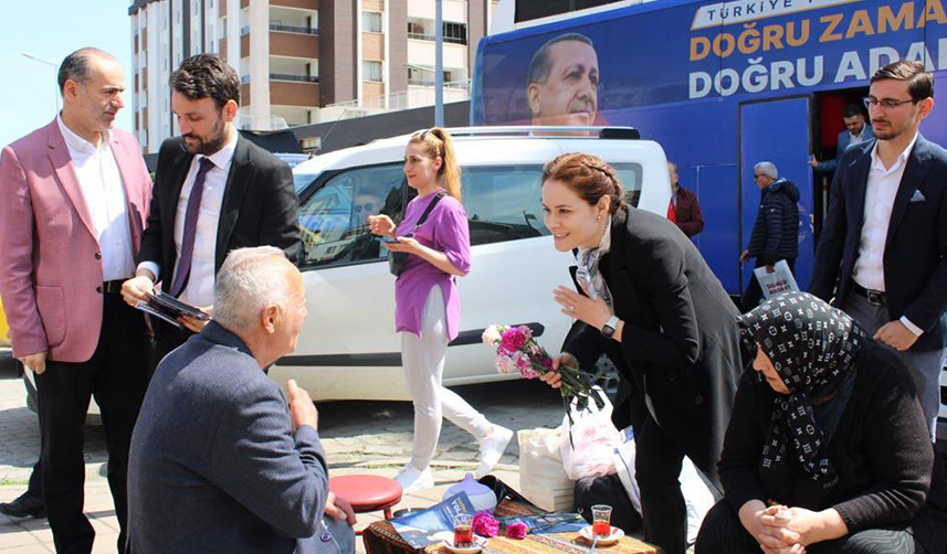 AK Parti Trabzon Milletvekili adayı Meryem Sürmen: "Türkiye'nin kader seçimidir"