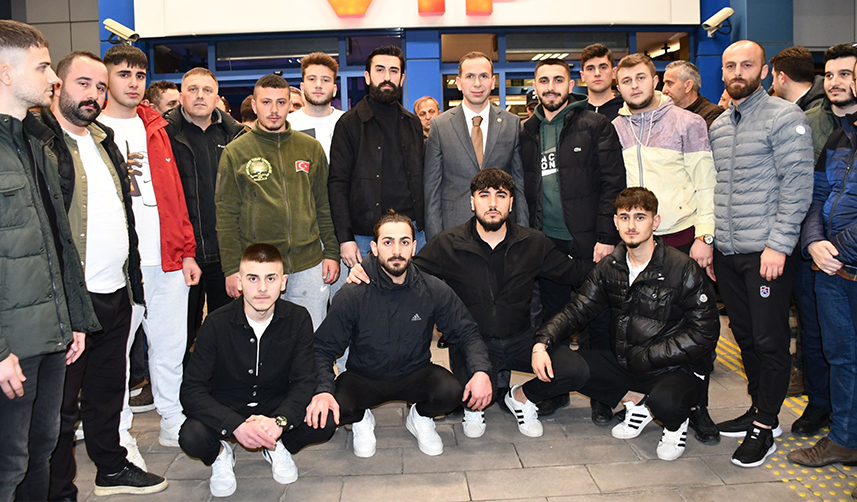 AK Parti Trabzon Milletvekili Cora'ya coşkulu uğurlama