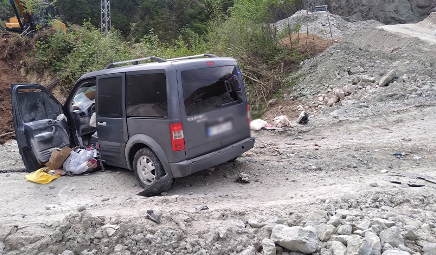 Trabzon'da trafik kazası! 3 kişi yaralandı 