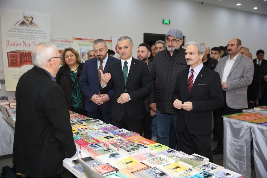 Trabzon Yomra'da kitap günleri başladı