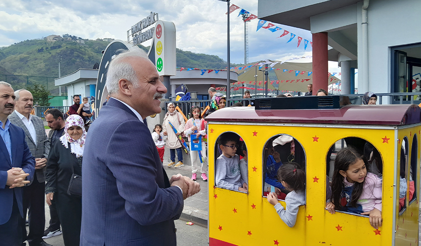 Trabzon'da depremzede çocuklar için trafik etkinliği! 