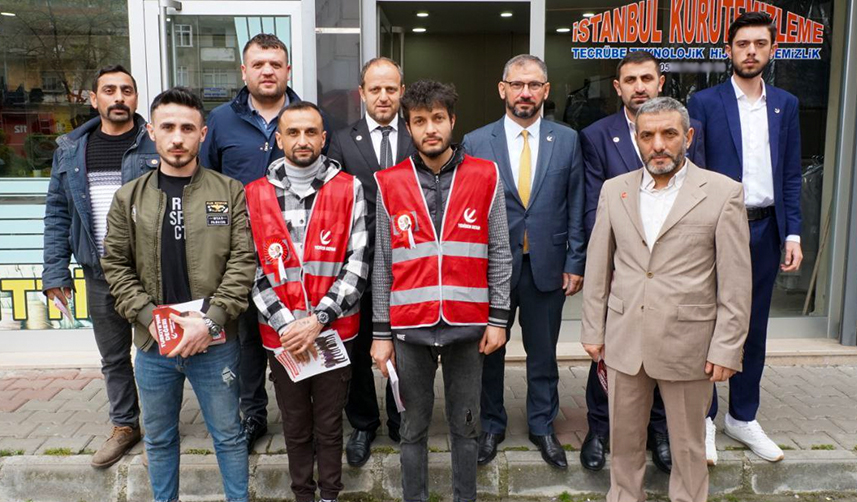 Yeniden Refah Partisi Trabzon milletvekili adayı Süleyman Pulat’tan esnaf ziyareti