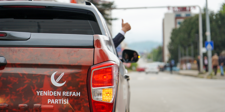 Yeniden Refah Trabzon'da milletin sesi olmaya geliyor 